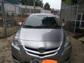 Cần bán gấp Toyota Vios E 2007, màu bạc