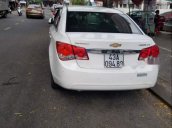 Bán Chevrolet Cruze sản xuất năm 2013, màu trắng, ít sử dụng