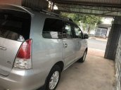 Bán Toyota Innova đời 2011, màu bạc