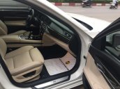 Cần bán xe BMW 7 Series 750Li 2010, màu trắng, nhập khẩu