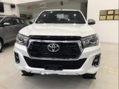 Bán Toyota Hilux sản xuất 2019, màu trắng, nhập khẩu nguyên chiếc