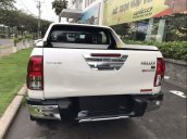 Bán Toyota Hilux sản xuất 2019, màu trắng, nhập khẩu nguyên chiếc