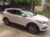 Bán Hyundai Santa Fe năm sản xuất 2017, màu trắng