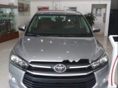 Cần bán Toyota Innova E sản xuất năm 2019, màu xám giá cạnh tranh