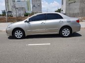 Bán xe Toyota Corolla altis 1.8 năm 2013, màu bạc