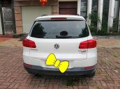 Cần bán Volkswagen Tiguan 2.0 TSI sản xuất năm 2016, màu trắng, nhập khẩu chính chủ