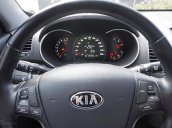 Cần bán lại xe Kia Sorento GATH sản xuất 2016, màu trắng