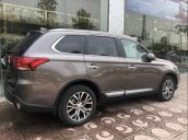 Bán ô tô Mitsubishi Outlander năm 2019, màu nâu