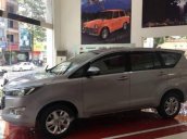 Bán Toyota Innova đời 2019, xe nhập