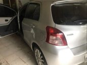 Cần bán Toyota Yaris đời 2008, màu bạc, xe nhập