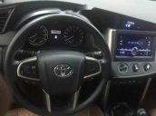 Bán Toyota Innova đời 2019, xe nhập