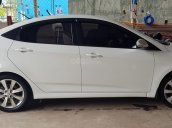 Bán Hyundai Accent 1.4 MT số sàn, đăng ký 2015, màu trắng xe nhập, 410 triệu