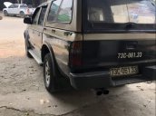 Cần bán xe Ford Ranger XLT năm sản xuất 2004, màu vàng