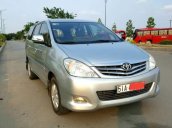 Bán ô tô Toyota Innova V năm sản xuất 2008, màu bạc số tự động