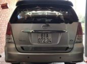 Cần bán Toyota Innova 2011, màu bạc, nhập khẩu nguyên chiếc xe gia đình, giá 457tr
