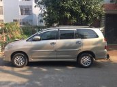 Cần bán gấp Toyota Innova sản xuất 2014 số sàn