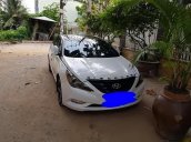 Bán Hyundai Sonata đời 2012, màu trắng, xe nhập xe gia đình 