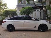 Bán Hyundai Sonata đời 2012, màu trắng, xe nhập xe gia đình 