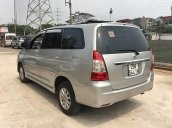 Bán Toyota Innova 2.0 E sản xuất 2012, màu bạc