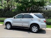 Bán ô tô Toyota Fortuner 2010, màu bạc chính chủ, giá 510tr