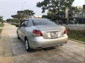 Gia đình bán Toyota Vios sản xuất năm 2009, màu bạc 