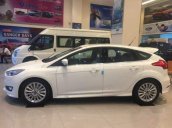 Cần bán xe Ford Focus năm 2019 giá cạnh tranh, giá thấp, còn mới