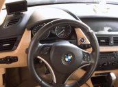 Cần bán xe BMW X1 2010, màu trắng xe gia đình