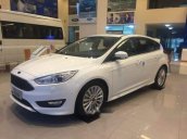 Cần bán xe Ford Focus năm 2019 giá cạnh tranh, giá thấp, còn mới