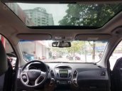 Cần bán xe Hyundai Tucson 4WD sản xuất 2011, màu đen, nhập khẩu nguyên chiếc, giá chỉ 570 triệu