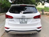 Cần bán gấp Hyundai Santa Fe 2.2AT đời 2017, màu trắng