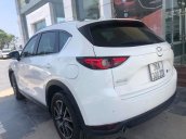 Cần bán Mazda CX 5 đời 2018, màu trắng chính chủ, giá tốt