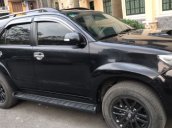 Bán Toyota Fortuner MT năm 2016, màu đen, chính chủ, 920tr