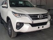 Bán ô tô Toyota Fortuner 2.4G 4x2 MT sản xuất năm 2019, màu trắng, nhập khẩu nguyên chiếc