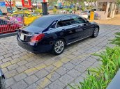 Bán xe Mercedes C200 xanh, nội thất kem, model 2017, cũ chính hãng