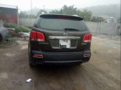 Cần bán xe Kia Sorento sản xuất năm 2014, màu nâu, xe đẹp long lanh