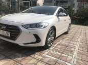 Cần bán Hyundai Elantra GLS 2.0 Sport sản xuất 2018, màu trắng