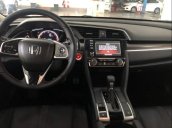 Bán Honda Civic sản xuất năm 2019, màu trắng, nhập khẩu  