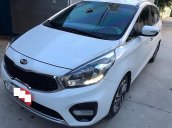 Cần bán lại xe Kia Rondo GAT 2017, màu trắng số tự động 