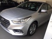 Bán xe Hyundai Accent 2018, màu bạc giá cạnh tranh