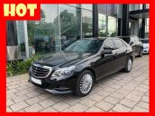 Bán xe Mercedes E200 màu đen, nội thất kem 2015 cũ chính hãng. Trả trước 480 triệu nhận xe