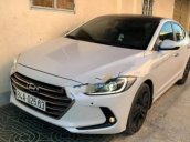 Chính chủ bán Hyundai Elantra 2.0AT 2016, màu trắng