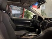 Bán ô tô Toyota Camry đời 2019, màu đỏ, nhập khẩu