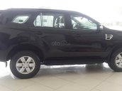 Bán Ford Everest Ambiente 2.0 4x2 AT đời 2019, màu đen, mới 100%