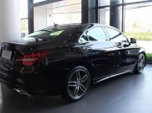 Bán xe Mercedes CLA250 màu đen, số tự động, máy xăng 2019