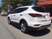 Bán Hyundai Santa Fe 2.2L 4WD đời 2018, màu trắng chính chủ