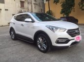 Bán Hyundai Santa Fe 2.2L 4WD đời 2018, màu trắng chính chủ