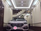 Bán Hyundai Santa Fe 2.2L 4WD đời 2018, màu trắng chính chủ