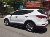 Bán Hyundai Santa Fe 2.2L 4WD đời 2018, màu trắng chính chủ