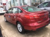 Bán ô tô Ford Focus sản xuất năm 2019, màu đỏ, 545 triệu