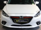 Cần bán xe Mazda 3 1.5AT năm 2015, màu trắng